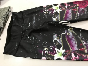 Leggings Deportivos Personalizados, Leggings Térmicos de Alta Calidad con Cintura Elástica, Ecológicos y Antibacterianos para Yoga - Product Image 4