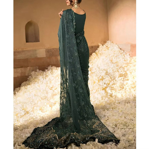 Sari indien Banaras très tendance en polyester doux avec bordure en dentelle brodée, idéal pour les fêtes et mariages, longueur ras du sol, fabriqué au Pakistan - Product Image 3