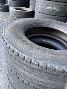 ยางล้อรถบรรทุกเรเดียลใช้แล้ว295/80R22.5 275/80R22.5 12R22.5 11R22.5โมเดล CT-4แบบผสมสำหรับ retad-Dunlop สำหรับโยโกฮามา - Product Image 4