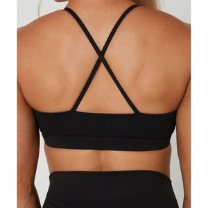 Conjunto de Leggings Cortos para Gimnasio y Yoga, Suaves y Ajustados, Top Deportivo con Tirantes Finos para Mujer, Shorts Deportivos para Ciclismo - Product Image 4