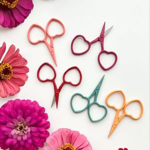Tijeras de bordado floral con mango de flor, de acero inoxidable, para diestros, para entresacar cabello, con mango corto y punta de cuchilla afilada - Product Image 6