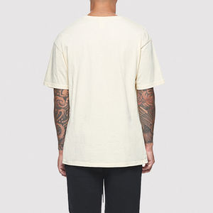 Camiseta al por mayor con logo personalizado, lavado ácido, para hombre, alta calidad, 250 GSM, corte holgado, estampado vintage, con efecto de lavado ácido ligero. - Product Image 4