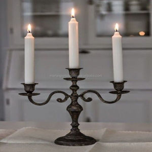 Candélabre décoratif en métal fait main – Centre de table élégant pour Noël, idéal pour les tables à manger et les salons - Product Image 6