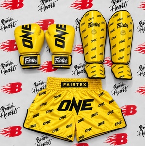 ชุดมวยไทยสีแดงพรีเมียม ชุดฝึกซ้อมหนังแท้ พร้อมนวม Fairtex ราคาประหยัด - Product Image 2