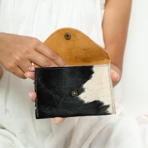 New Arrival Stylish Embossed Floral Print Fur Leather Card <b>Coin</b> <b>Case</b> Wallets Rectangle Credit Card Holder <b>Case</b> Cute Card Purses - Product Image 5
