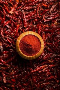 Poudre de piment rouge séché premium biologique, épice fraîche et épicée pour une couleur intense, une saveur audacieuse, un goût authentique, export en vrac, Desi - Product Image 4
