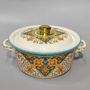 Casserole en céramique orientale avec couvercle, design rond, revêtement émaillé, durable, lavage à la main uniquement - Product Image 1