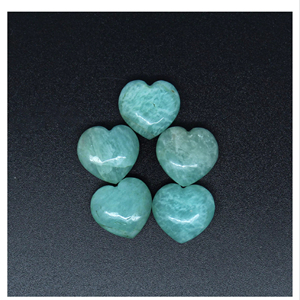 Cœur gonflé en Amazonite très vendu pour la décoration intérieure, gravé, vente en gros en ligne - Product Image 1