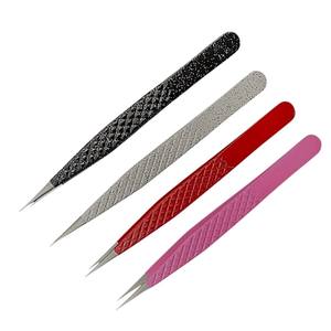 Pinzas para Pestañas DANTRIC IMPLANTS AD-652 de Acero Inoxidable de Precisión, 10 mm, Punta Suave, Agarre Perfecto, Color Negro/Gris/Rojo/Rosa - Product Image 3