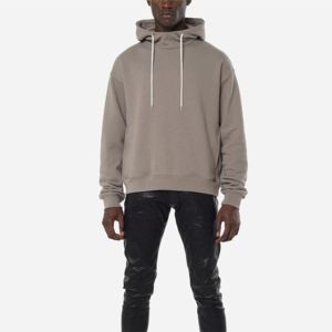 Sudaderas con Capucha para Hombre con Costuras en Contraste y Detalles Audaces para un Look Atrevido Ahora Disponibles a Precios Especiales con Descuento - Product Image 1