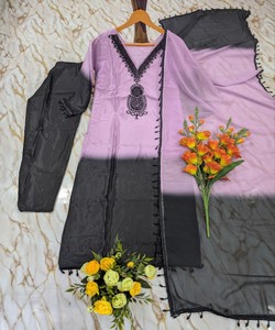 <b>Women</b> Traditional Purple Black Ombre <b>Kurta</b> Set Viscose Ethnic Wear India Pakistan Casual 86553 SHIVAM- PADMA - Product Image 3