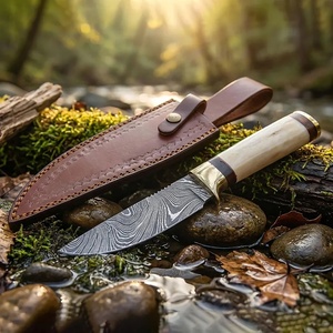 Fournisseur en gros de couteaux de chasse/découpe de viande/de camping haut de gamme en acier Damas avec manche en os et étui en cuir pour les acheteurs des États-Unis et d'Europe - Product Image 1