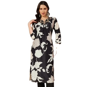 Kurti ผ้ามัสลินแท้ลายดอกไม้สวยงามจับคู่ในปริมาณขายส่ง - Product Image 1