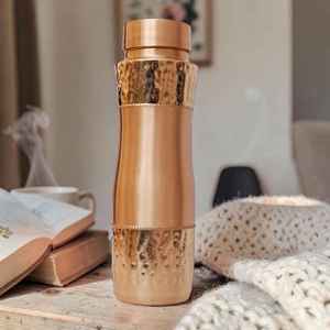 Bouteille d'eau en cuivre martelé à double bande, anti-fuite, style ayurvédique, pour la maison, le bureau et les voyages - Product Image 2