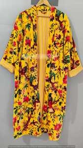 Kimono long à imprimé floral jaune pour femmes, vêtements d'été et d'hiver pour les vacances, manches trois quarts, robe kimono en coton non tissé - Product Image 4