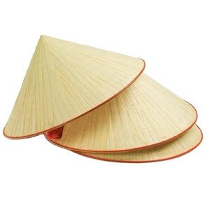 Chapeau conique vietnamien à 6 panneaux, imprimé numériquement, fabriqué à la main au Vietnam – Nouveaux chapeaux, vêtements et accessoires haut de gamme - Product Image 4