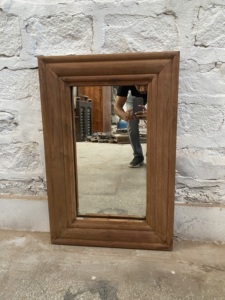 Marco decorativo grande de madera maciza hecho a mano para colgar en la pared con espejo para hotel, casa de campo, baño, sala de estar. - Product Image 3
