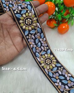 Bordure en dentelle brodée florale pour robe de mariée, bordure en maille à fleurs 3D, tissu en dentelle guipure de qualité supérieure en gros pour la couture - Product Image 5