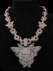 Colgante de Plata de Ley 925 de Alta Calidad con Moissanita VVS y Engaste de Mosaico, Estilo Hip-Hop Iced Rapper, Personalizable - Product Image 3