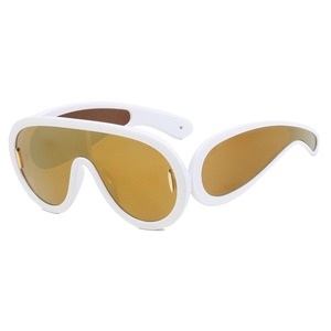 Fashion Hot Selling <b>Large</b> <b>Frame</b> Futuristic Punk Hip-Hop Outdoor <b>Large</b> <b>Frame</b> Sunglasses - Product Image 5
