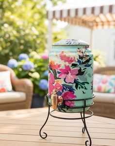 Distributeur d'eau extérieur en cuivre floral avec robinet en cuivre sur support métallique - Product Image 1