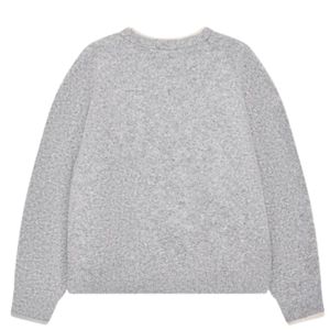 Pull en maille gris à col rond avec bordure contrastée, doux, confortable, ajusté, léger, pour un usage décontracté - Product Image 2