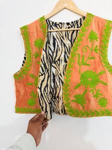 Veste en velours brodée à la main Suzani |   Robe Courte Sans Manches Légère à Motif Floral en Coton Style Bohème Ethnique Indien Col Rond - Product Image 2