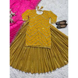 Designer Party Wear <b>Top</b> Lehenga with Beautiful Dupatta for <b>Festive</b> Occasions - Product Image 3