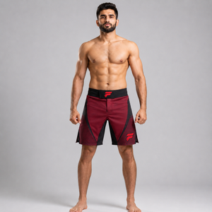 Shorts de MMA de alta calidad diseñados para luchadores activos con materiales ligeros y una construcción duradera y resistente. - Product Image 1