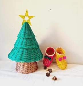 Ornement de chaussure de Noël en rotin naturel fait main, botte du Père Noël en rotin, décoration d'arbre de Noël Kingcraftviet - Product Image 1