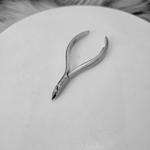 Set de Pedicura con Cortaúñas, Tijeras y Herramientas de Cuidado, Estuche Portátil - Product Image 2