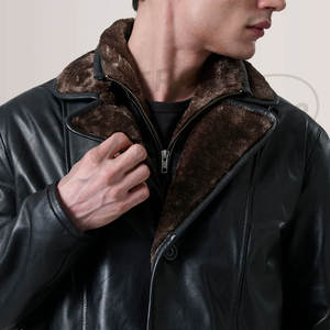 เสื้อโค้ทหนังแท้สีดำสำหรับผู้ชาย  แบบยาว  คอปกขนสัตว์  ให้ความอบอุ่นในฤดูหนาว  ทรงคลาสสิก  ทรงเข้ารูป  กันลม - Product Image 2