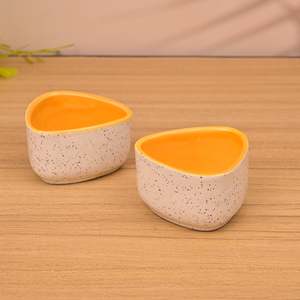 ชามดิปสีเหลืองสดใสขนาดเล็ก ดีไซน์มินิมอลรักษ์โลก ทำจากแก้ว สแตนเลส และเรซิ่น พร้อมฝาปิด สำหรับเสิร์ฟซอส - Product Image 3