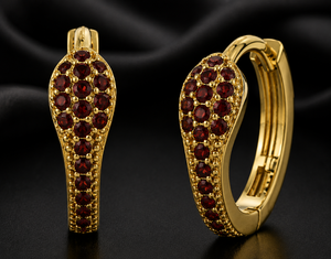 Pendientes de Aro con Granate Serpiente de Plata de Ley 925 Hechos a Mano, Delicados y Minimalistas, Piedra de Nacimiento de Enero, Joyería - Product Image 6