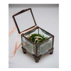 กล่องใส่แหวนโลหะและแก้วดีไซน์หรูหรา คุณภาพเยี่ยม รูปทรงสี่เหลี่ยม กล่องเก็บเครื่องประดับ จำหน่ายจำนวนมาก - Product Image 6