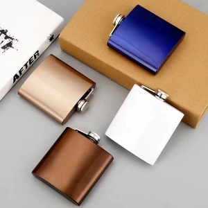 Different Size Silver Stainless Steel Hip Flasks For Bars Counter Events And Party Portable Drink Container <b>Set</b> From India - Product Image 6