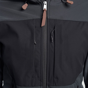 Chaqueta Técnica Impermeable de Softshell para Mujer, Color Negro Carbón, con Bolsillo en el Brazo y Cremallera Completa, Personalizable con Logotipo, Venta al Por Mayor - Product Image 5