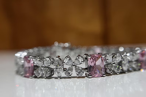 Pulsera elegante de plata con corte esmeralda rosa, moissanita con apariencia de diamante, detalles de marquesa y pera, tipo tenis, para mujer. - Product Image 3