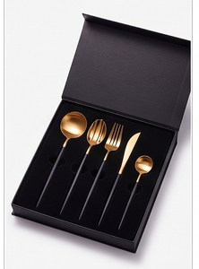 Ensemble de couverts modernes en or avec manche noir, compatibles lave-vaisselle, pour les occasions de mariage - Product Image 6
