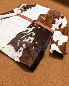 OEM ODM Cowhide <b>Long</b> Coat Leather <b>Jacket</b> for <b>Mens</b> Hair on Hide Cow Boy Leather <b>Jackets</b> <b>Long</b> Coat - Product Image 4