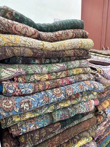 Couette en coton Kantha à motifs imprimés, couvre-lit indien fait main avec des motifs traditionnels imprimés au bloc, détails de couture Kantha - Product Image 4