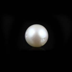 Loose Pearl 8.35 Carat Stunning Gemstone for Fine Jewelry - Product Image 1
