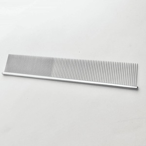 Peigne de toilettage professionnel tout en acier, acier inoxydable de qualité supérieure, dents fines et grossières - Product Image 4