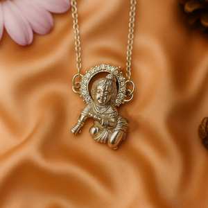 Colgante de Plata Chapada en Rodio con Diamantes de la Marca Hallmark, con Diseño de Laddu Gopal - Product Image 1