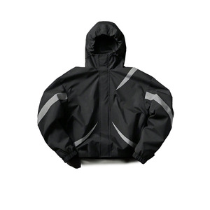 Blouson bomber noir à capuche avec bandes réfléchissantes, style sportif imperméable, vêtement d'automne, coque en polyester, fermeture éclair - Product Image 1