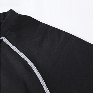 Rashguard de compression léger, coupe décontractée, nouveau modèle tendance, matière douce, respirant, séchage rapide, durable, idéal pour le sport. - Product Image 3