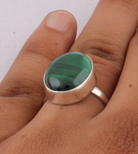 Wholesale 925 Sterling <b>Silver</b> Natural Malachite Classic Party Oval Green Gemstone Bezel Set Handmade <b>Statement</b> <b>Ring</b> - Product Image 1
