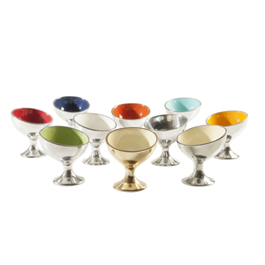 Lot de Bols à Pied Métalliques Colorés en Gros – Assiettes à Bonbons Inclinées Argentées et Dorées avec Intérieur Émaillé Multicolore pour Servir les Snacks - Product Image 1