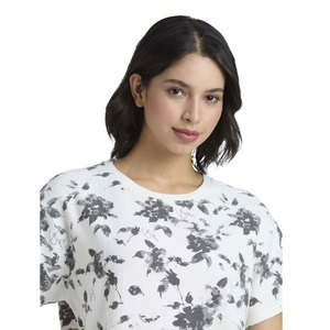 T-shirt pour femme Solid Trader, qualité supérieure, toucher doux, durable, lavable, ajustement parfait, sortie quotidienne, couleur vibrante - Product Image 5