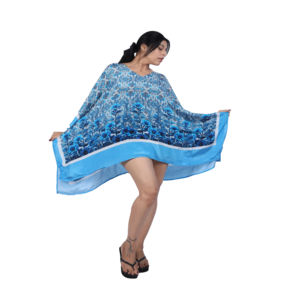 Vestido Kaftán Mini de Playa Bohemio, Ecológico, con Estampado Digital en Satén Viscosa, Cuello en V, Transpirable y Asimétrico, de Fabricante - Product Image 1